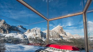 Компактная комната на лыжах в Альпах