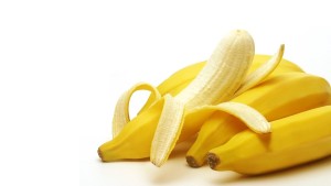 Способы использования банановой кожуры, о которых многие не знают